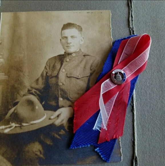 Vintage Washington DC ribbon button stud - Picture 5 of 8